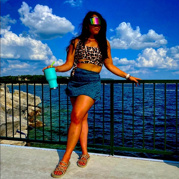 Meet your Posher, Valerie Dezarae - Picture 6 of 16